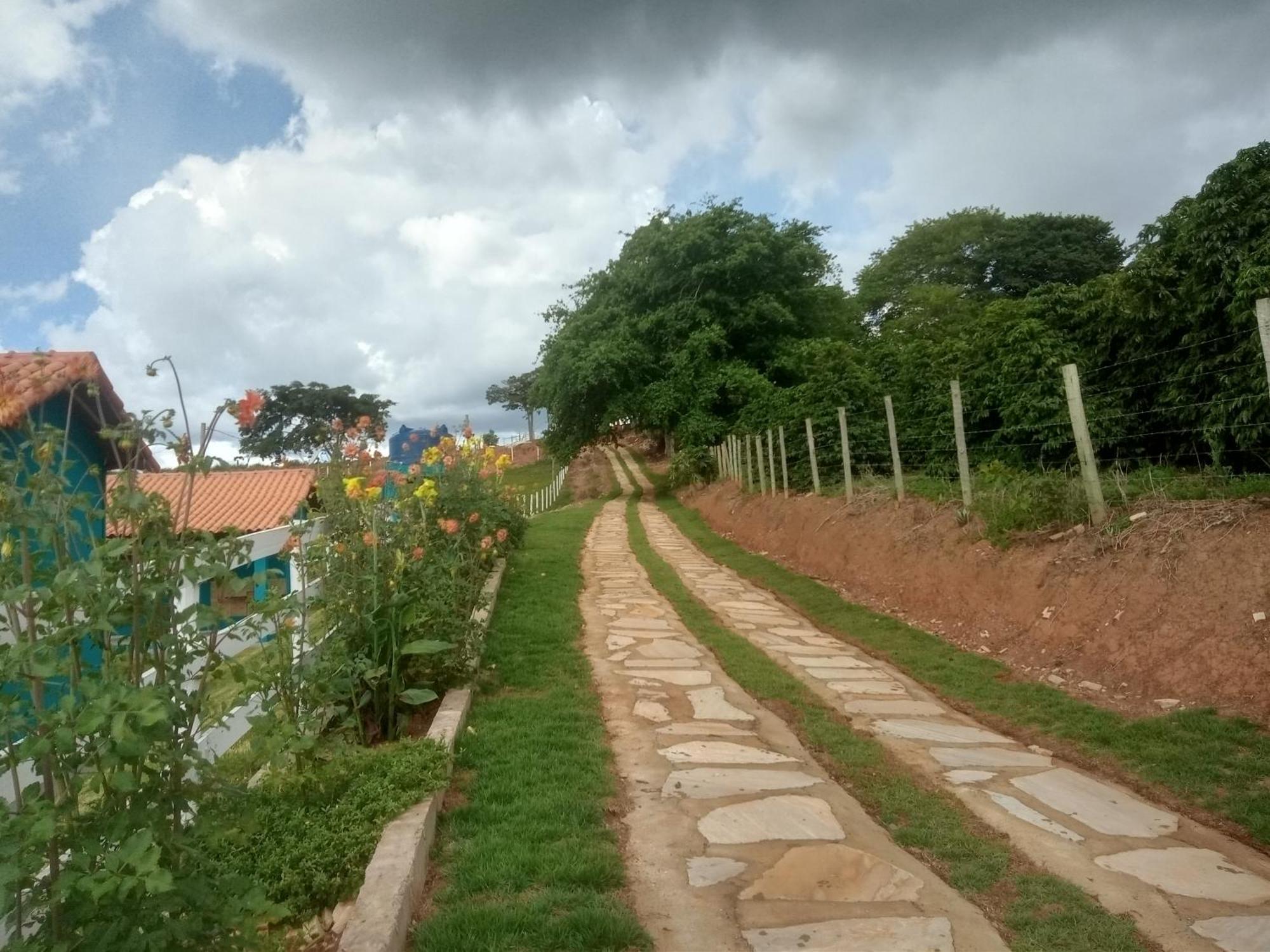 Horizonte Pedras * Sao Tome das Letras